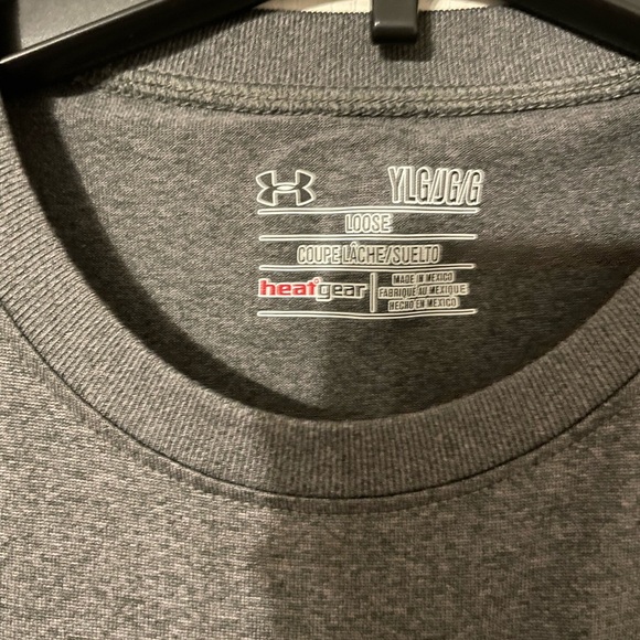 Under Armour youth grey shirt with a sparkly pink UA logo. - Picture 3 of 3